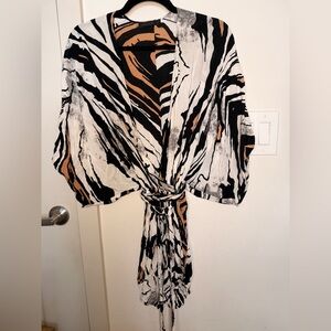 Indah batwing animal print romper size xs